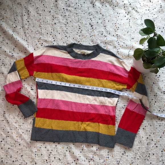 Yet Again Cozy Sweater - Picture 4 of 7